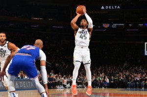  戈贝尔18篮板爵士力克魔术  