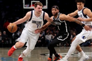 6, 东契奇绝杀三分终结马刺连胜  