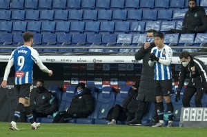  德甲揭幕战上演进球大战创纪录  