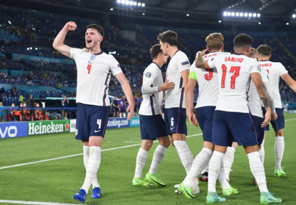  门兴格拉德巴赫青年军掀翻豪门  