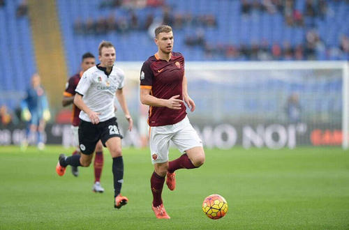  斯佩齐亚保级关键战战平对手延续生存希望