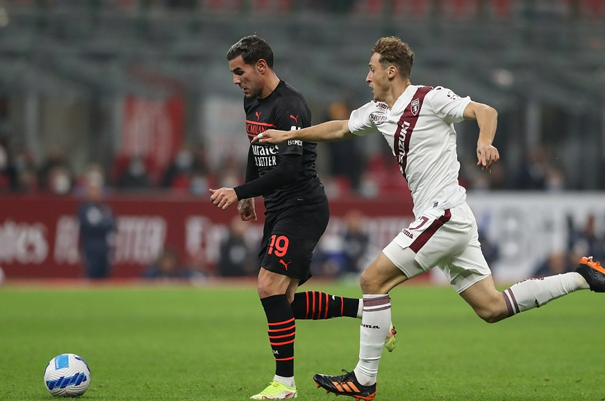  AC米兰边路传中制胜，吉鲁头槌攻破卡利亚里